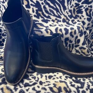 Mens size 11 Sonoma boots